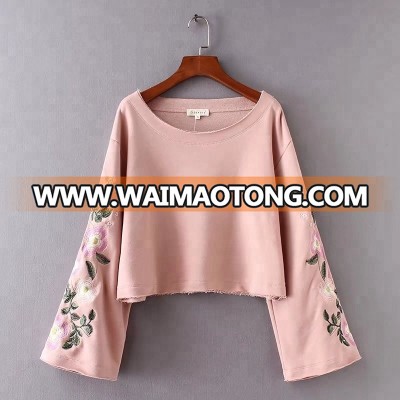 Spring autumn fashion embroidery long sleeve custom cropped sweatshirt